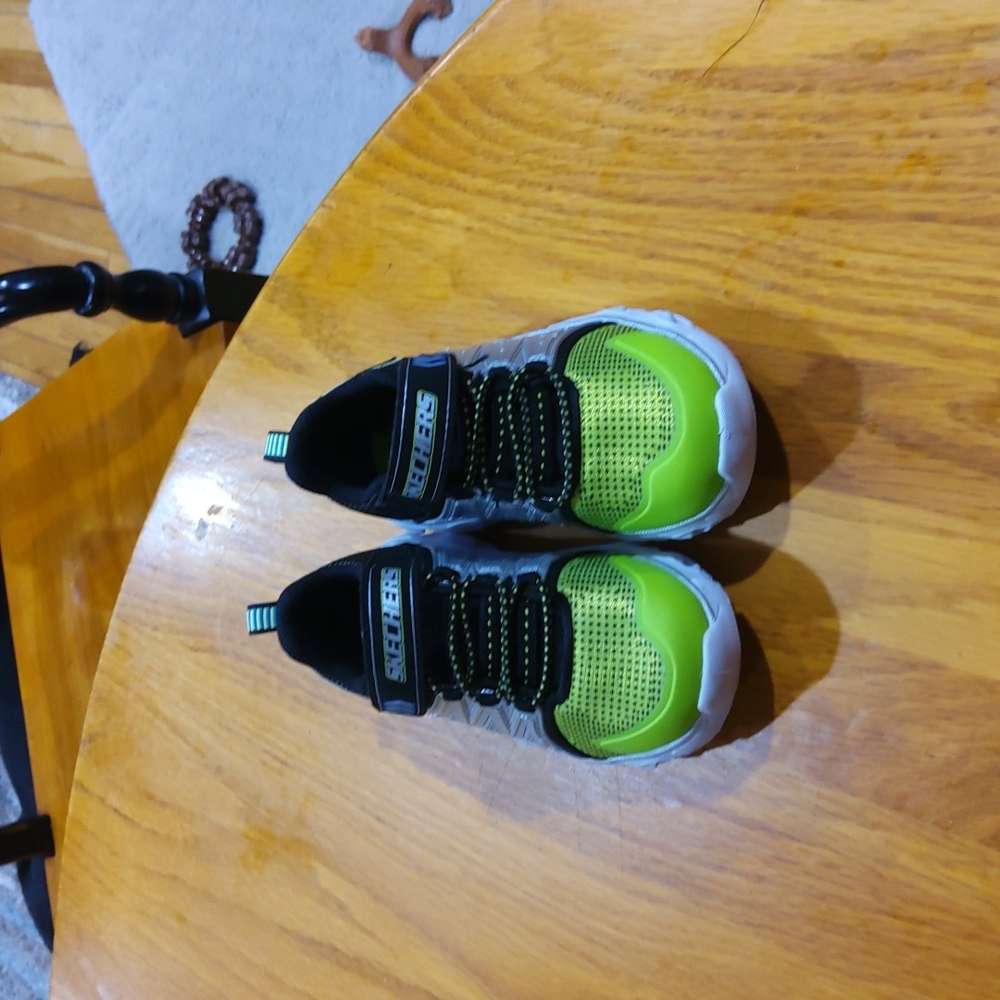 Skechers S-Lights